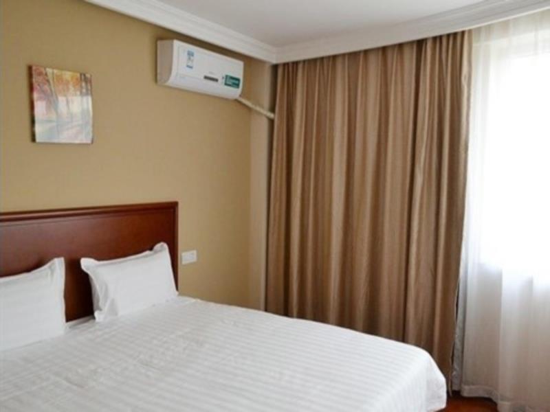 Greentree Inn Huai'An Bus Station Golden Eagle Xinya Huaihai Road Business Hotel Экстерьер фото