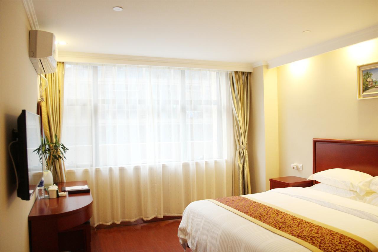 Greentree Inn Huai'An Bus Station Golden Eagle Xinya Huaihai Road Business Hotel Экстерьер фото