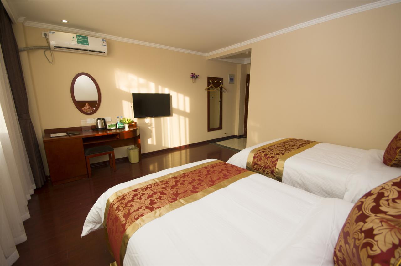 Greentree Inn Huai'An Bus Station Golden Eagle Xinya Huaihai Road Business Hotel Экстерьер фото